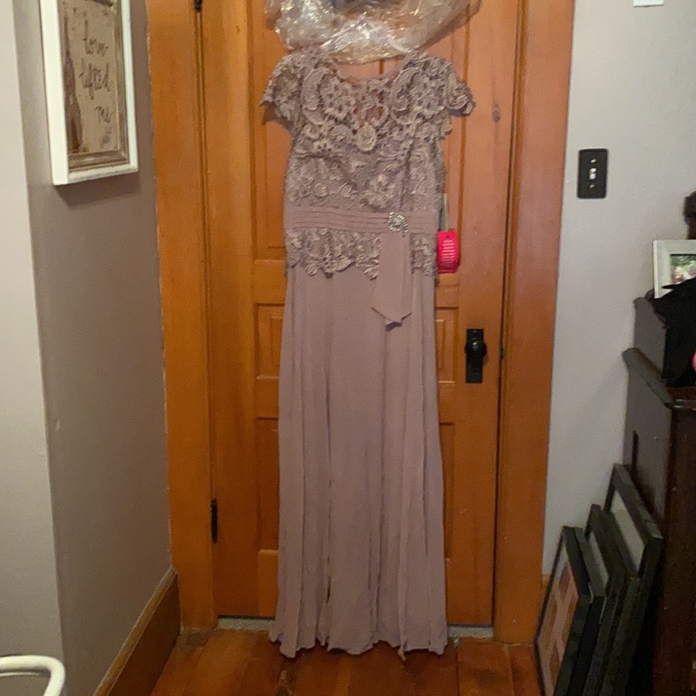 New with tags! Emma Street “mother of the bride” dress. - Picture 2 of 8